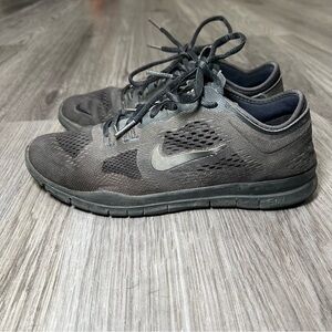 Nike Free 5.0 TR FIT 8.5 Womens black training CrossFit